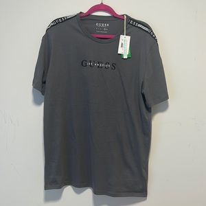 Guess t-Shirt XL BRAND New With Tags